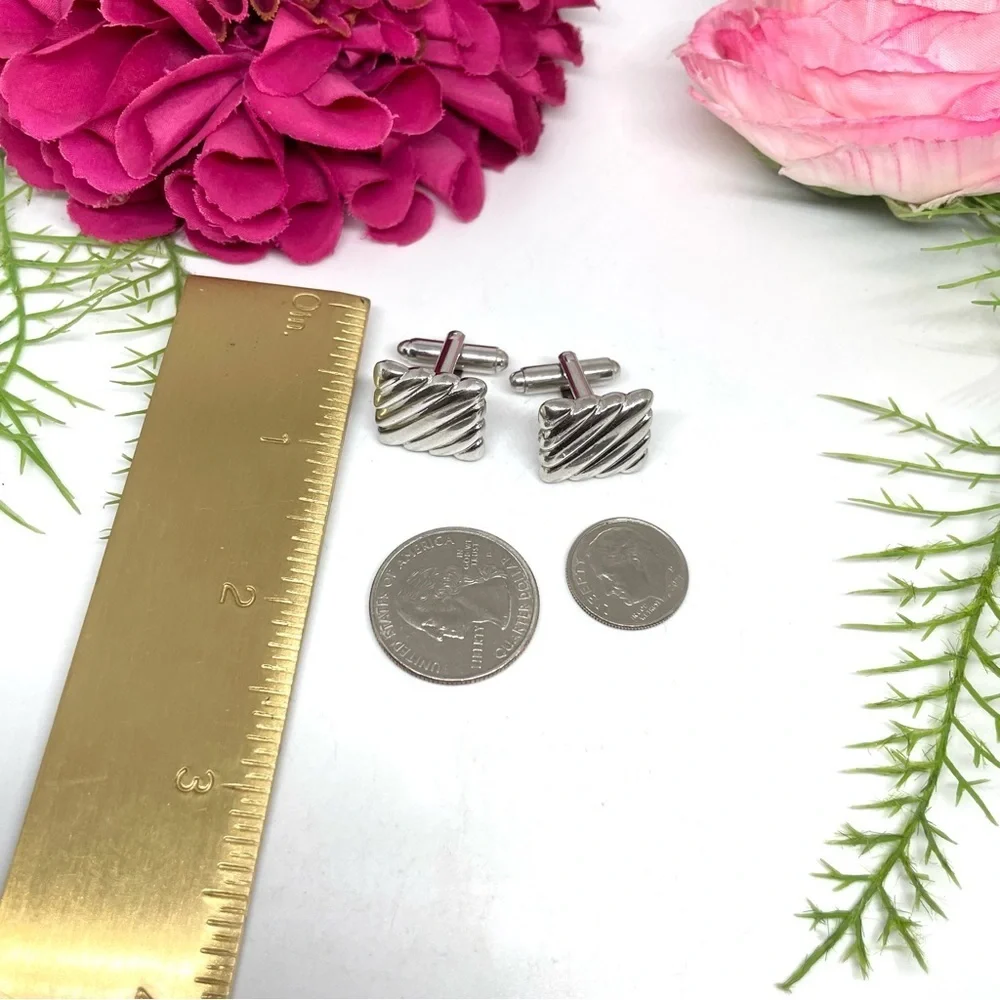 VINTAGE⚜️Quilted Retro Silver Square Cuff Links Set